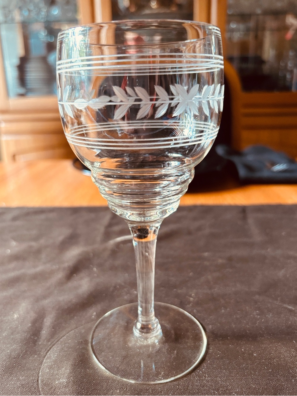 VTG Art Deco Crystal Wine Glass by Imperial Glass Ohio - Elegant Leaf Band
